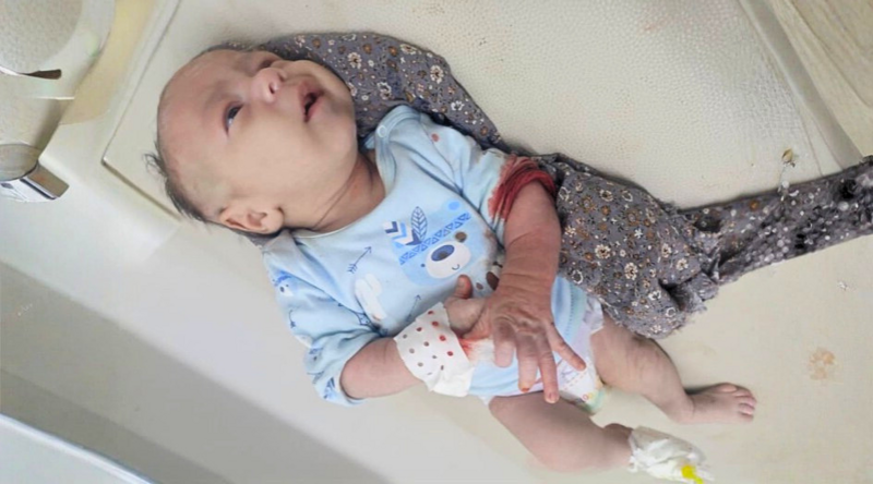 Photo de Life-threatening emergency: let's save Khaser